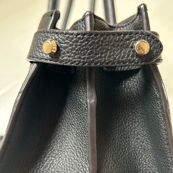 FURLA - Leather - Medium Size - Black satchel handbag - Good condition - Picture 6 of 12